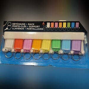 8 Keychains and rack